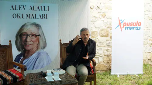 Gençler Alev Alatlı’nın Eserlerinde Buluştu