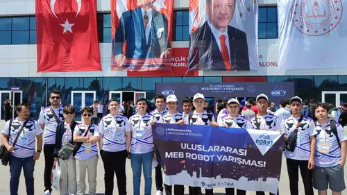 Kahramanmaraşlı Öğrencilerden Robot Zaferi