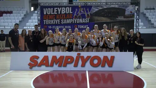 Eczacıbaşı Genç Kız Takımı Türkiye Şampiyonu Oldu