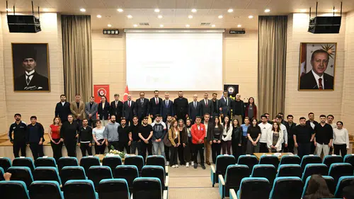 KSÜ'de Narkotik Sorunlarına Dikkat Çeken Gençlik Konferansı Gerçekleştirildi