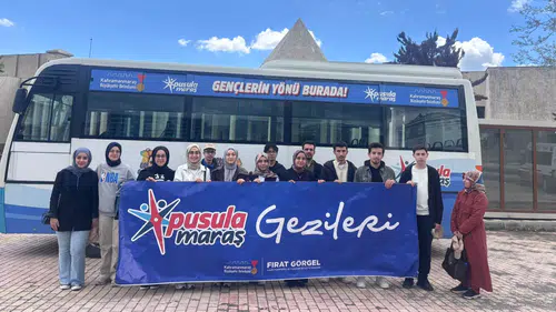 Gençlere Milli Teknoloji Hamlesinin Detayları Yerinde Tanıtıldı!