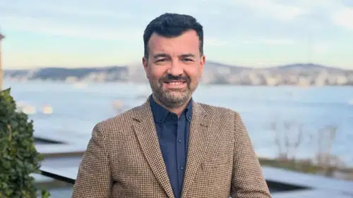 Afşin Hatipoğlu kimdir, nereli, hangi partili? Babası ve eşi hakkında bilgiler