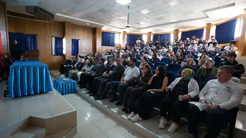 Büyükşehir Belediyesi'nden Üniversite Öğrencilerine Sıfır Atık Semineri!