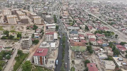 Dulkadiroğlu'nda Şeyh Şamil Caddesi'nin Asfaltı Yenilenerek Modern Görünüme Kavuştu!