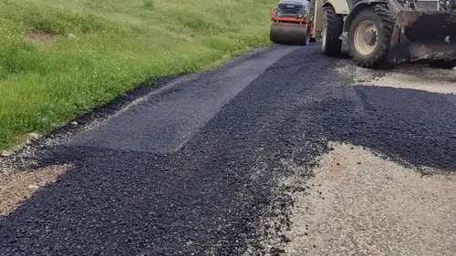 Yeşiltepe’de Asfalt Yama Çalışması Sürüyor
