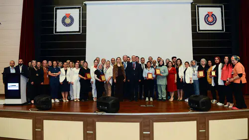KSÜ'de Hemşireler Günü coşkuyla kutlandı, sağlık çalışanları onurlandırıldı