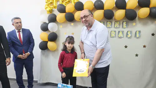 Başkan Mehmet Akpınar’dan Öğrencilere Karne Mesajı