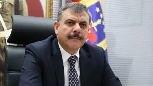 İçişleri'nden 3 belediye başkanı hakkında işlem