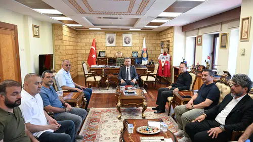 Şehit öğretmen Ayla Kara ve öğrenciler anıldı, birlik ve dayanışma vurgulandı