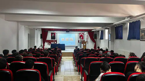 Lise Öğrencilerine Çocuk Hakları Eğitimi
