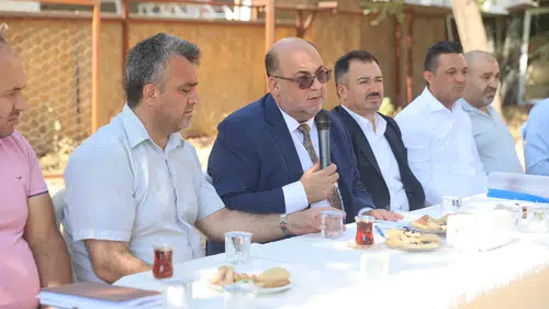 Dulkadiroğlu Belediyesi Yenişehir'de mahalle toplantısı düzenledi