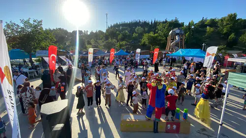 Kahramanmaraş'ta Koruyucu Aileler ve Çocuklar Bir Araya Geldi