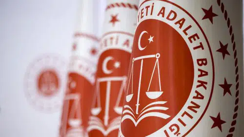 Adalet Bakanlığı 15 Bin Personel Alacak: Başvurular Bugün Başlıyor