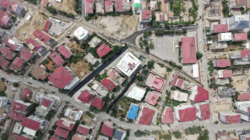 Kahramanmaraş'ta asfalt seferberliği: Dulkadiroğlu'nda yollar yenileniyor