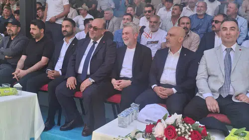 Fırat Görgel, Dereköy Er Meydanı'na Alkışlarla Giriş Yaptı