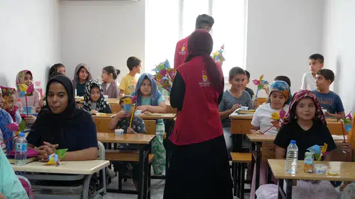 Onikişubat Belediyesi’nden Yaz Kur’an Kurslarına ‘Camiler Çiçek Açtı’ ile anlamlı destek