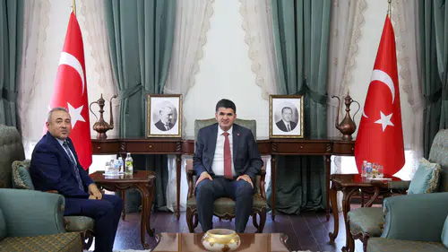 Milletvekili Karatutlu'dan Kilis İl Sağlık Müdürü'ne Ziyaret