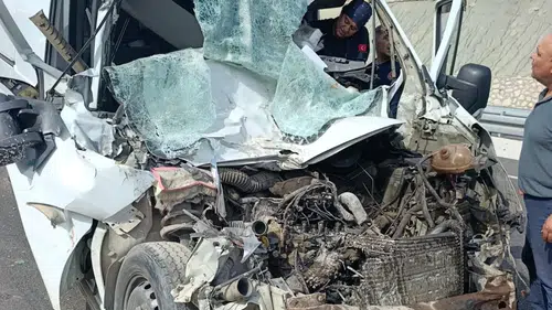 Tekir-Kurucuova Yolunda Kaza: Araçta Sıkışan Yaralı Kurtarıldı
