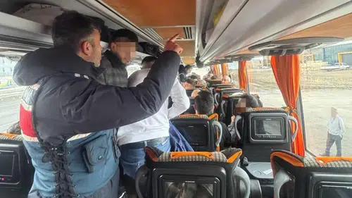 81 İlde Düzensiz Göç Denetimi: 25 Organizatör Yakalandı
