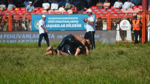 665. Tarihi Kırkpınar Yağlı Güreşleri'nde çeyrek finalistler belli oldu