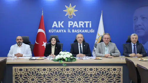 Milletvekili Karatutlu'dan Kütahya'da Yoğun Mesai