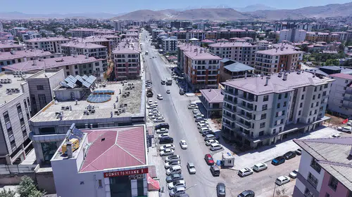 Hacı Esat Efendi Caddesi'nde İlk Etap Tamamlandı