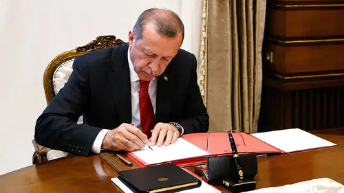 Kamuda Yeni Atama Kararları Resmi Gazete'de Yayımlandı