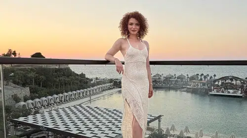 Dt. Melek Kazanç’tan Sağlıklı Gülüşlere Dokunuş
