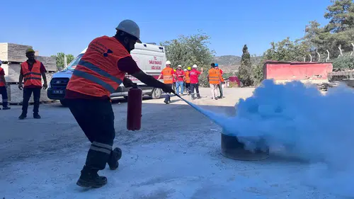 Kahramanmaraş'ta gerçeğini aratmayan yangın tatbikatı!