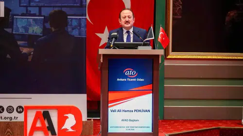 AFAD Başkanı Pehlivan Büyük Veri Sempozyumuna Katıldı