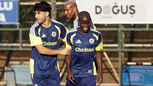 Fenerbahçe İlk Yarı Sonucunda 1-0 Geride