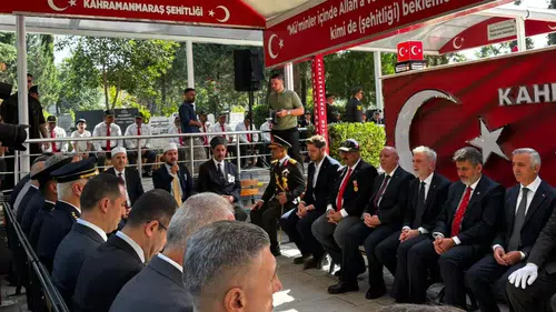 Kahramanmaraş'ta 30 Ağustos Zafer Bayramı'nda şehitlik ziyareti