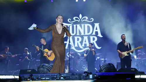 Kahramanmaraş Fuarı'nda Funda Arar, 100 bini aşkın dinleyiciyle coşkulu bir konser verdi