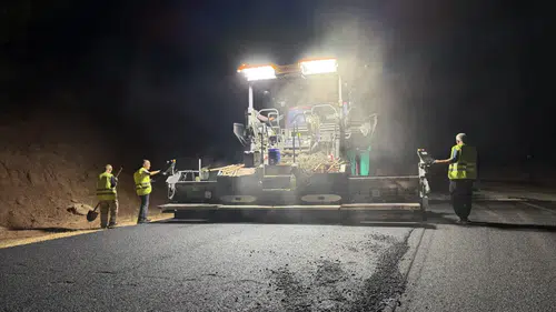 Kahramanmaraş’ta 5 Kilometrelik Yol Sıcak Asfaltla Yenileniyor