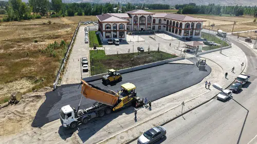 Yeni Kaymakamlık Binasının Çevresine Estetik Dokunuş