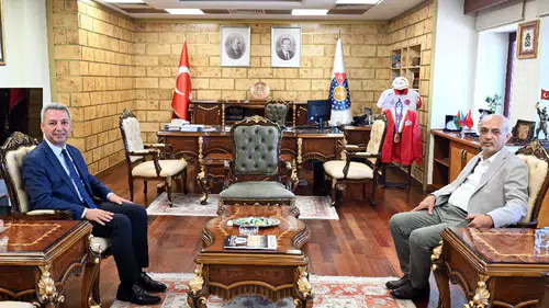 Prof. Dr. Karaboğa, KSÜ Rektörü Okumuş ile Bir Araya Geldi