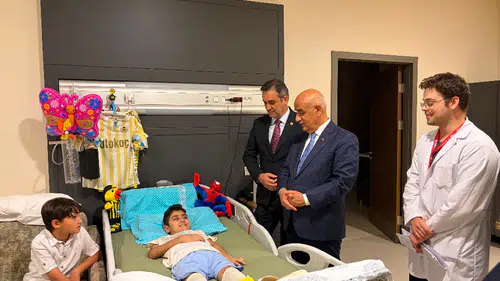 Kirişci’den Ayser Çalık Saldırısında Yaralanan Öğrenciye Ziyaret