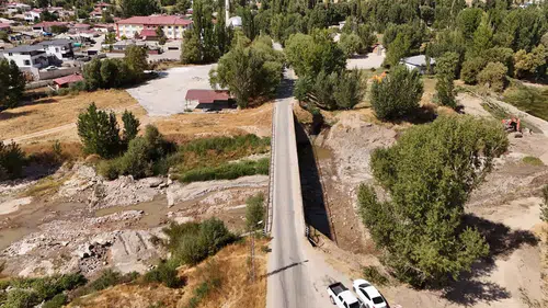 Elbistan’da 51 Yıllık Köprünün Yerine Yenisi Geliyor