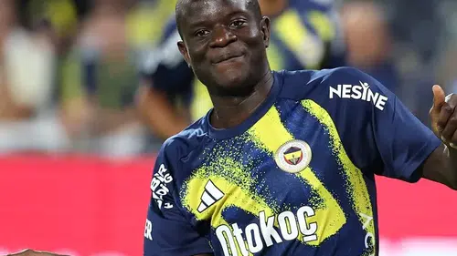 Kadıköy’de İlk Yarı Fenerbahçe’nin: 3-1