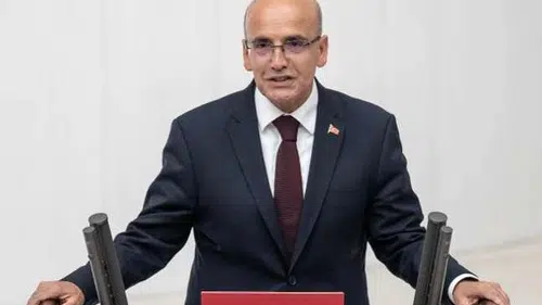 Bakan Şimşek Türkiye'nin borçluluk oranını yorumladı