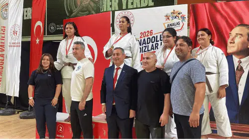 Menese Amine Yiğit Türkiye İkincisi Oldu