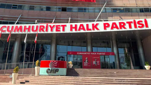 CHP'den belediye başkanı transfer iddialarına sert yanıt