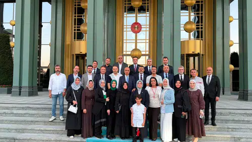 Erdoğan, Ayser Çalık Ailelerini Külliye’de Ağırladı