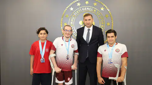 Kahramanmaraşlı Yüzücüler Türkiye’de Dereceye Girdi!