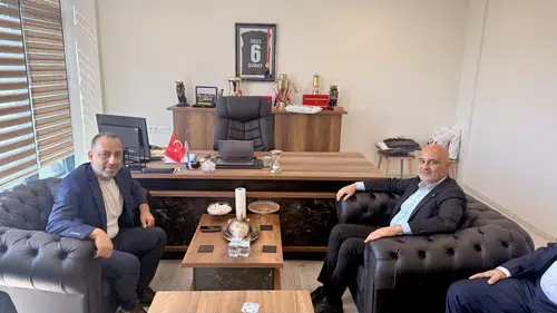 AK Parti İl Başkanı Burak Gül’den İstiklalspor’a Ziyaret