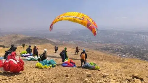 Andırın Yamaç Paraşütü Festivali Gökyüzünü Renklendirdi