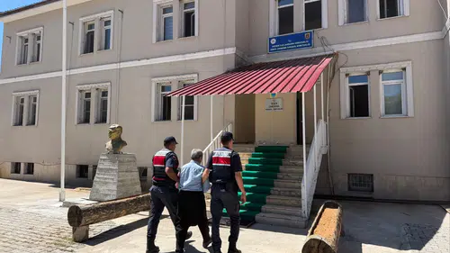 Andırın'da Köpeği Traktöre Bağlayan Şüpheli Yakalandı