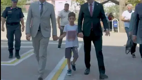 Başkan Gökşen, Yeni Eğitim Yılının İlk Gününde Öğrencilerle Buluştu