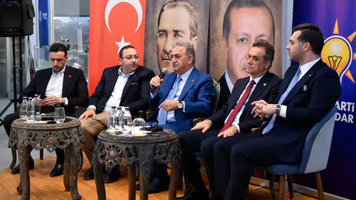 Kahramanmaraş Milletvekili Mevlüt Kurt İstanbul’da gençlerle buluştu