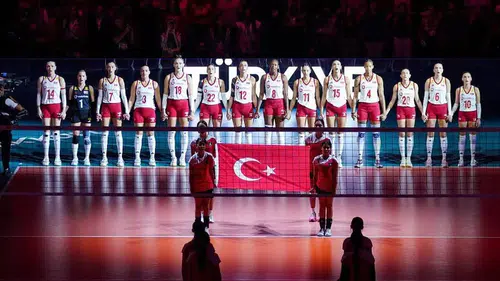 Kirişci’den Şampiyon Filenin Sultanları’na Tebrik